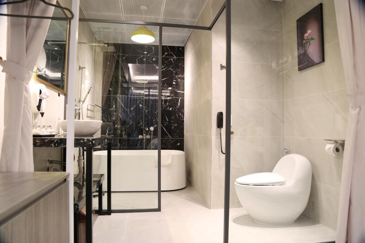 The Queendor Boutique Hotel Cidade de Ho Chi Minh Exterior foto